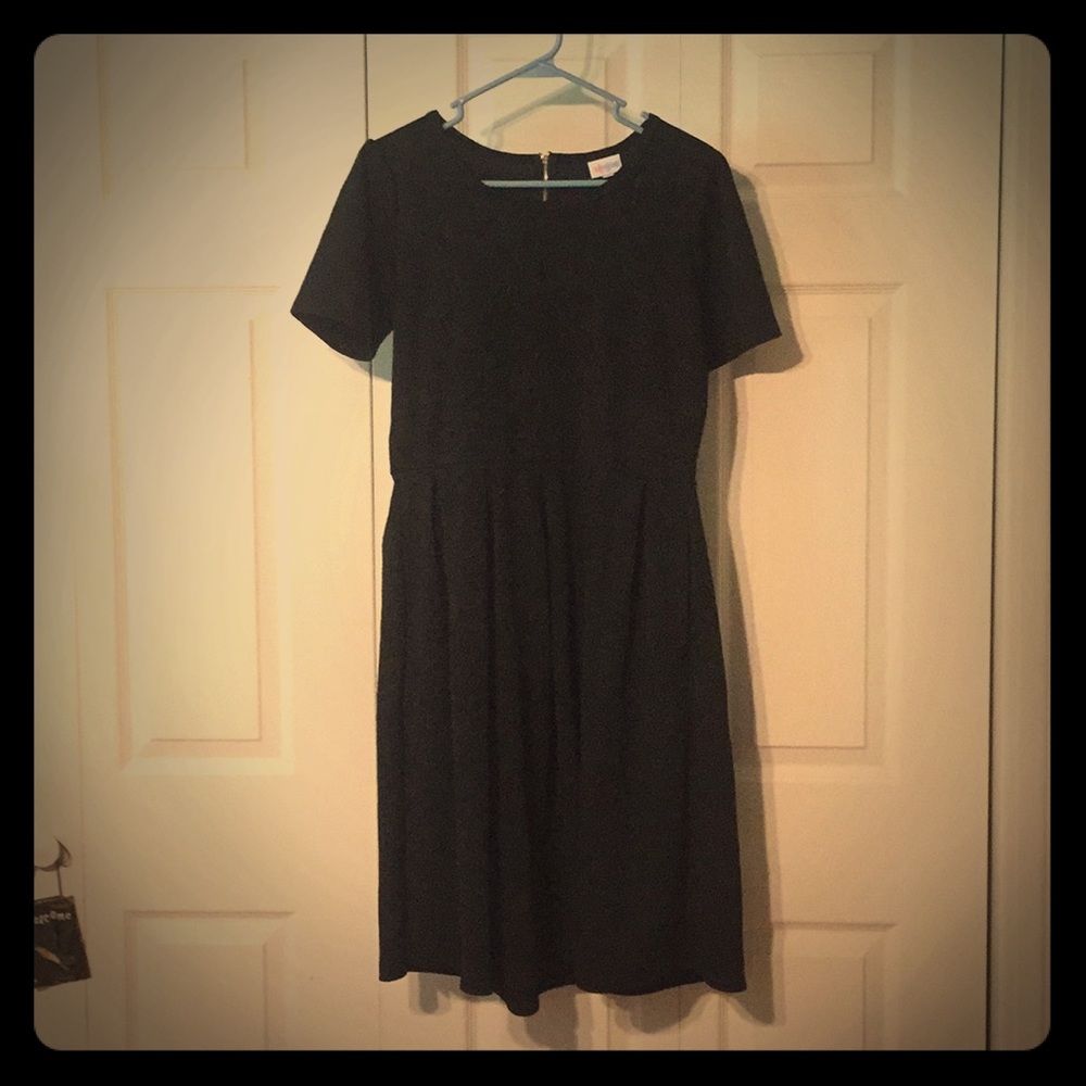 Black Lularoe Amelia! 🦄